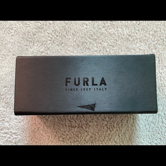 🌸SOLD🌸NEW AUTHENTIC FURLA SUNGLASSES - Picture 2 of 7